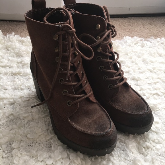 BDG boots - Picture 1 of 1